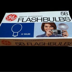 GE 5B Flashbulbs - 12 Pack, Blue and White